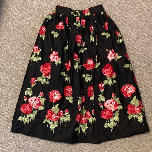 Hell Bunny Black A-Line Skirt with Red and Green Floral Design - Picture 3 of 3